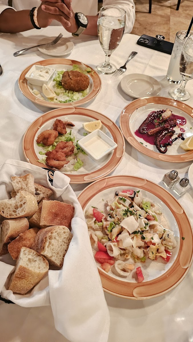 Manhattan Steakhouse-7